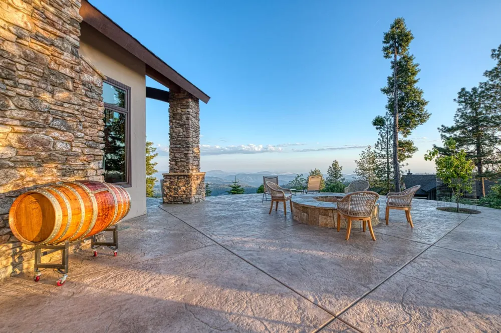 42555 Bretz Point Lane Shaver Lake, CA 93664
