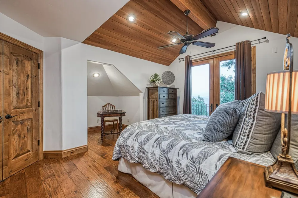 42555 Bretz Point Lane Shaver Lake, CA 93664