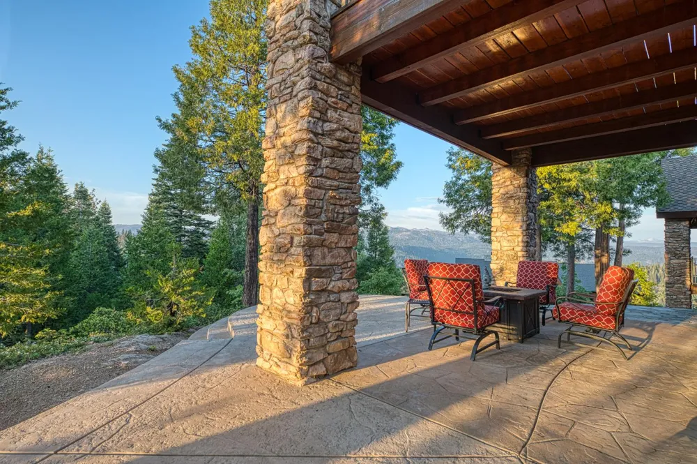 42555 Bretz Point Lane Shaver Lake, CA 93664