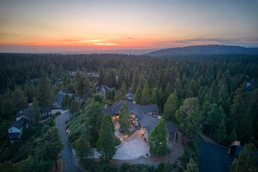 42555 Bretz Point Lane Shaver Lake, CA 93664