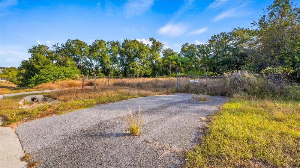 515 US HIGHWAY 27 Clermont, FL 34715