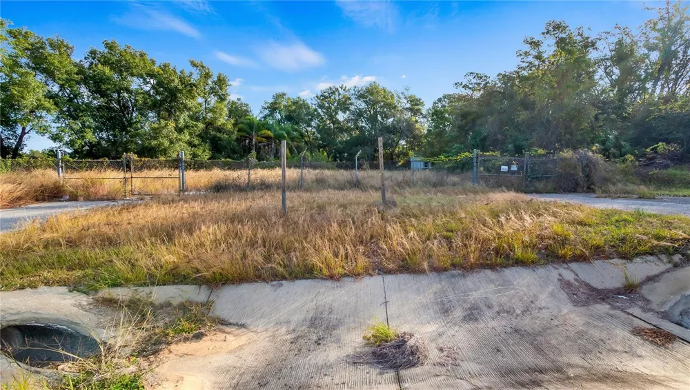 515 US HIGHWAY 27 Clermont, FL 34715