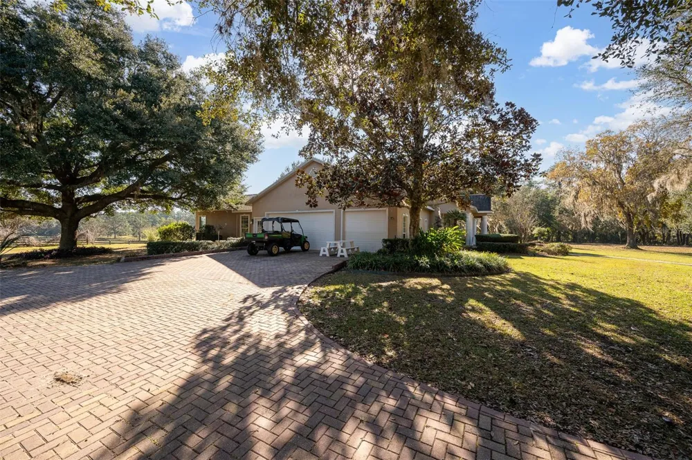 11715 NW 90TH AVENUE Reddick, FL 32686