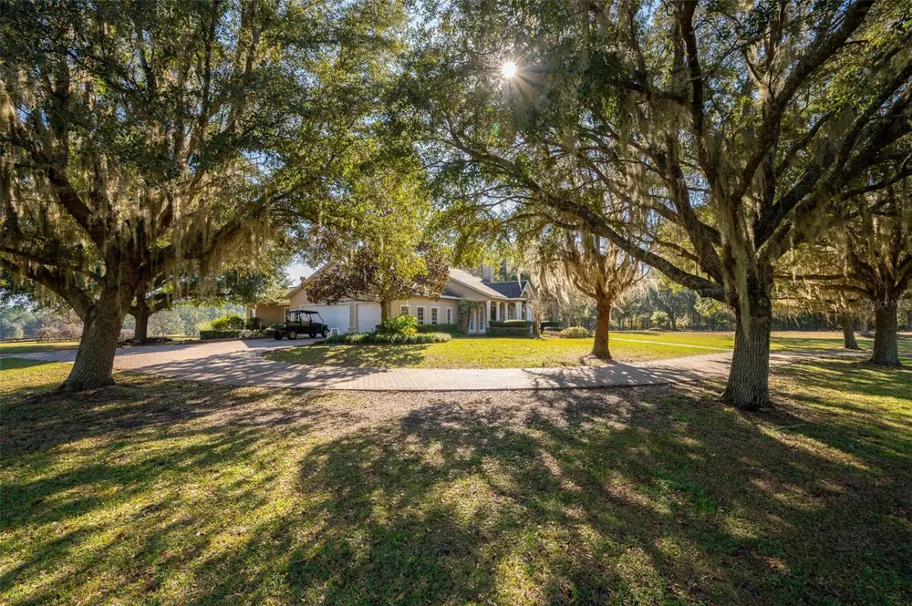 11715 NW 90TH AVENUE Reddick, FL 32686