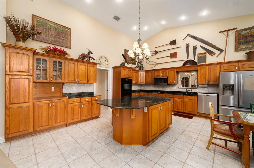 11715 NW 90TH AVENUE Reddick, FL 32686