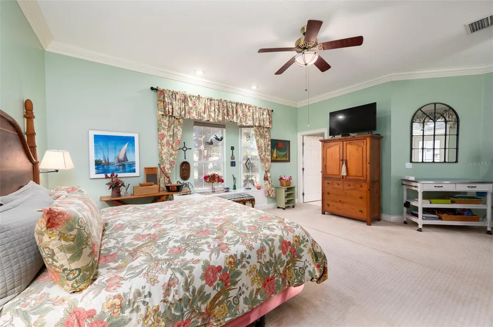 11715 NW 90TH AVENUE Reddick, FL 32686