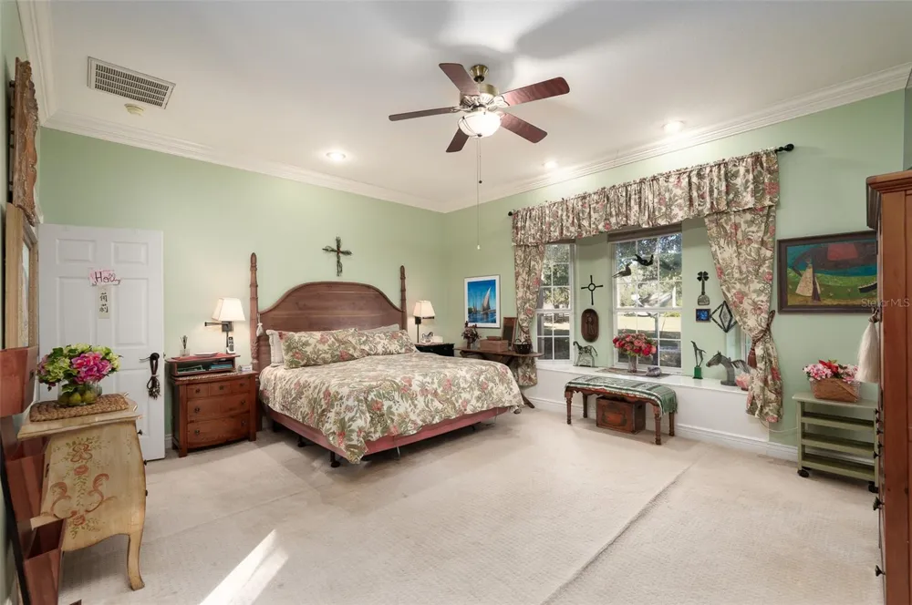 11715 NW 90TH AVENUE Reddick, FL 32686
