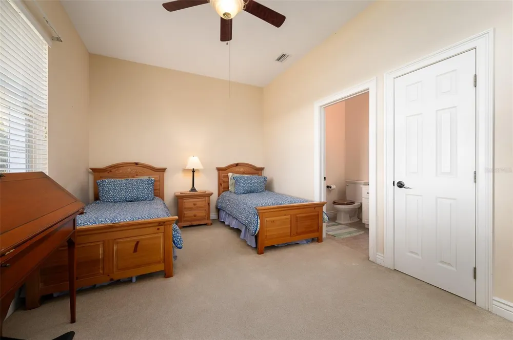11715 NW 90TH AVENUE Reddick, FL 32686