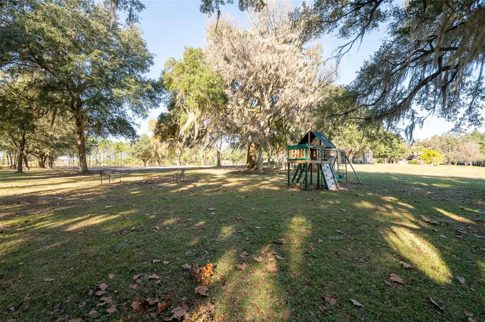 11715 NW 90TH AVENUE Reddick, FL 32686
