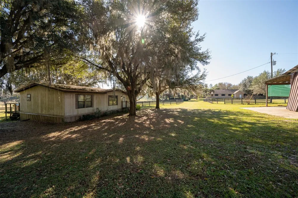 11715 NW 90TH AVENUE Reddick, FL 32686