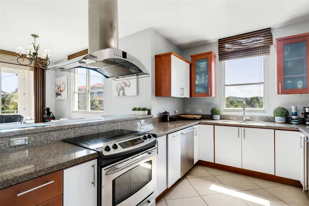 75 OCEAN DRIVE #336 Humacao, PR 00791