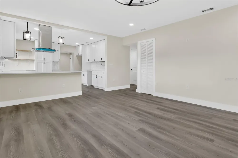 2612 ROXBURY ROAD Winter Park, FL 32789