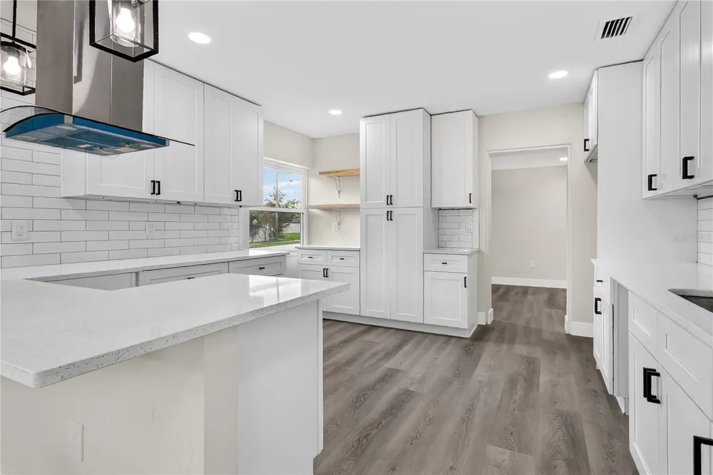 2612 ROXBURY ROAD Winter Park, FL 32789