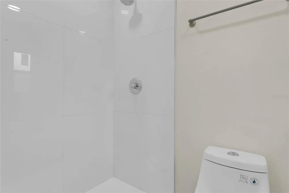 2612 ROXBURY ROAD Winter Park, FL 32789
