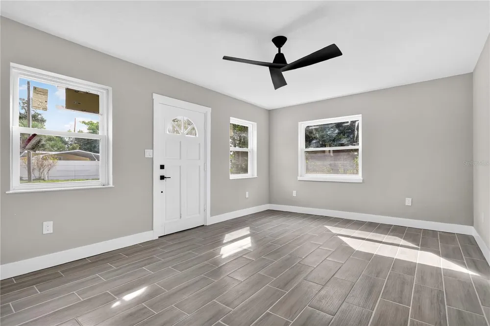 2612 ROXBURY ROAD Winter Park, FL 32789