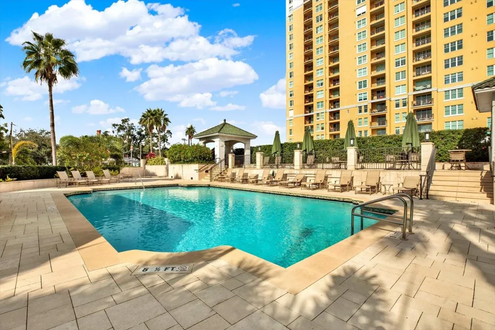 345 BAYSHORE BOULEVARD #310 Tampa, FL 33606