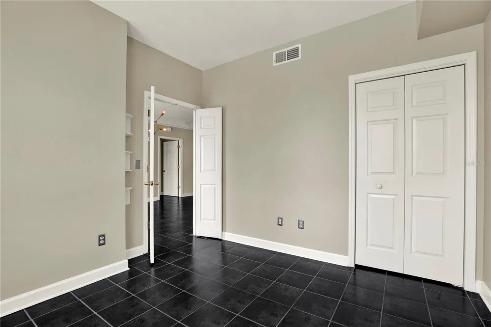 345 BAYSHORE BOULEVARD #310 Tampa, FL 33606