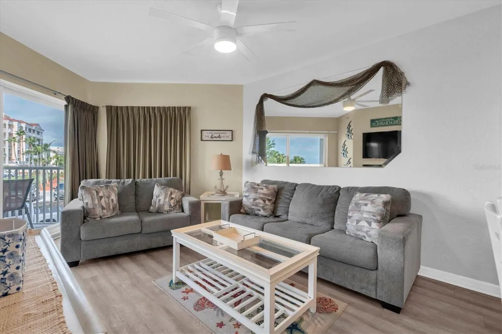 12000 GULF BOULEVARD #207N Treasure Island, FL 33706