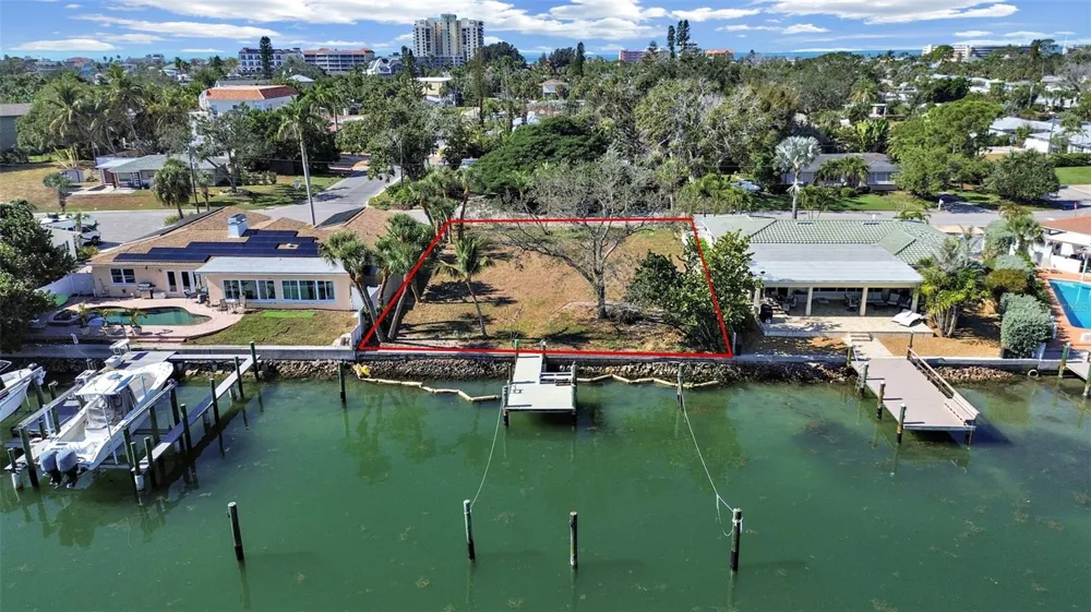 4031 POINSETTIA DRIVE St Pete Beach, FL 33706