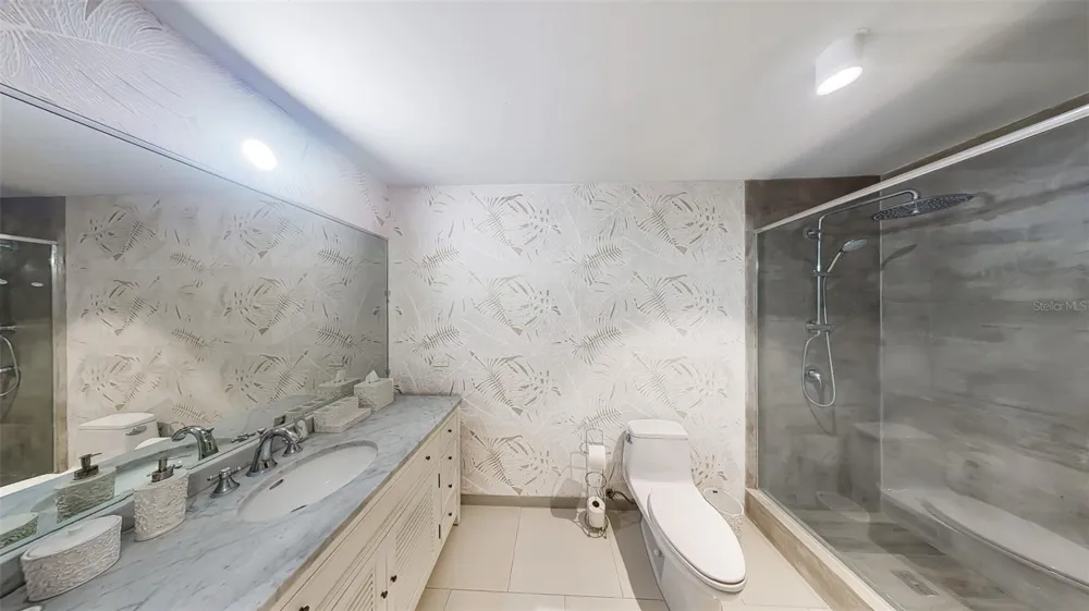 00690 COND TREASURE POINT #372 Vega Alta, PR 00692