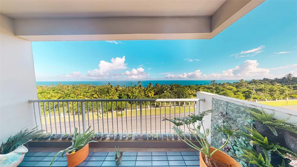 00690 COND TREASURE POINT #372 Vega Alta, PR 00692