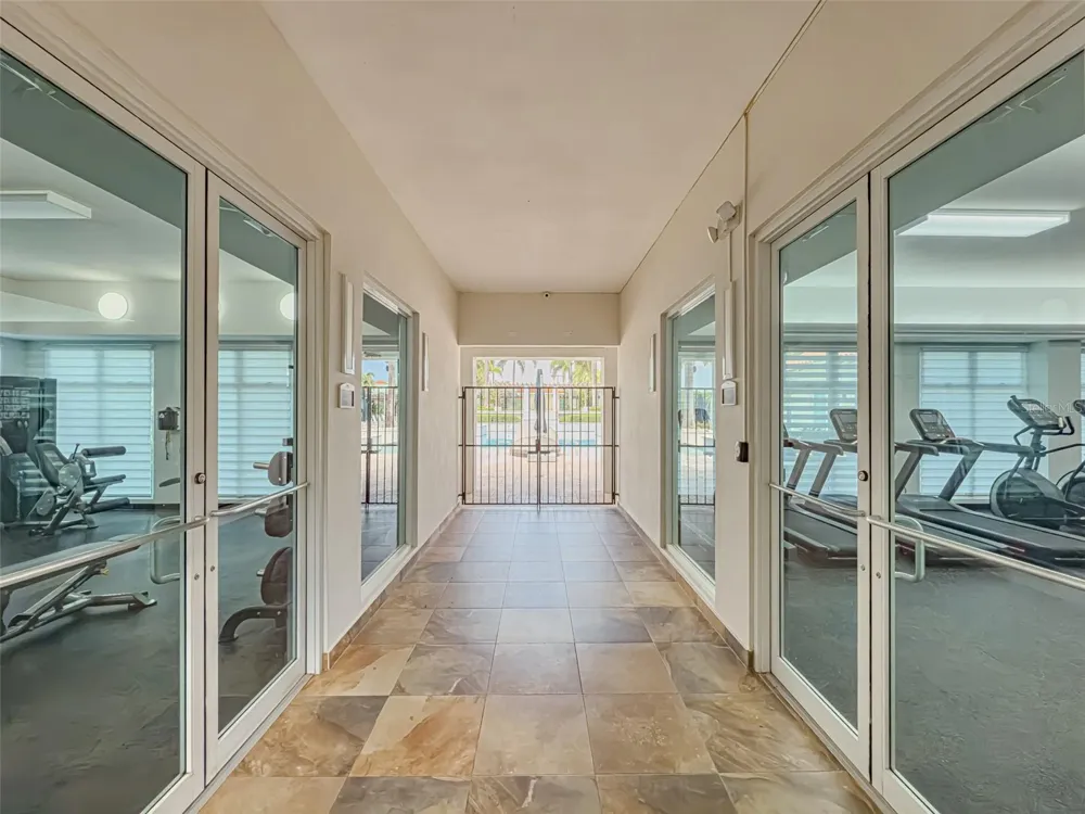 00690 COND TREASURE POINT #372 Vega Alta, PR 00692