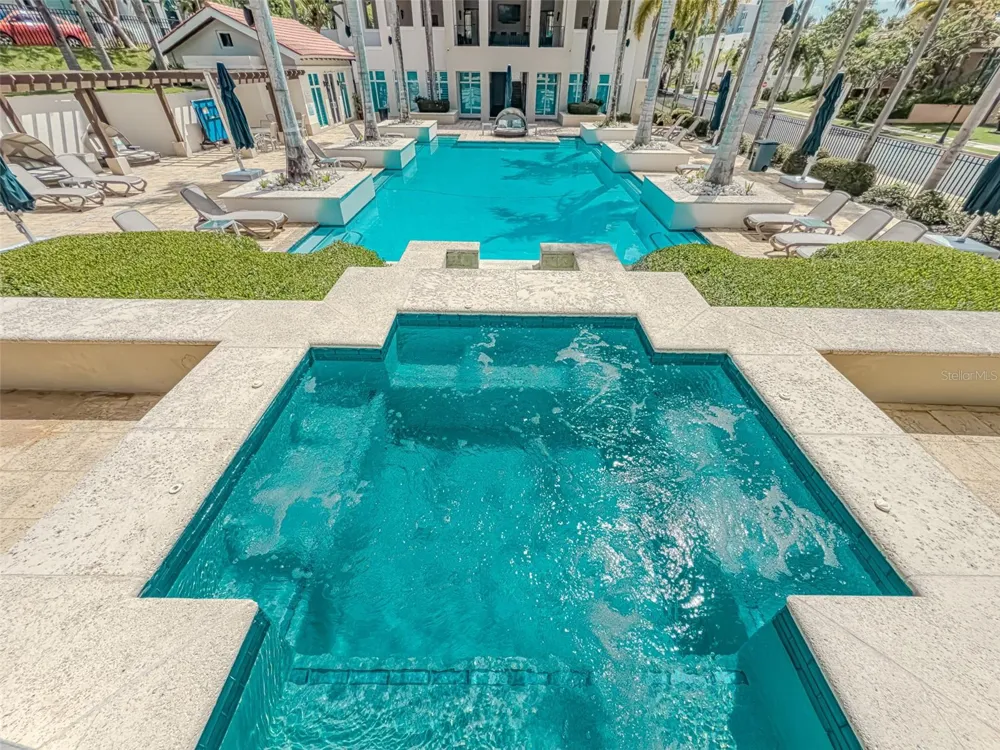 00690 COND TREASURE POINT #372 Vega Alta, PR 00692