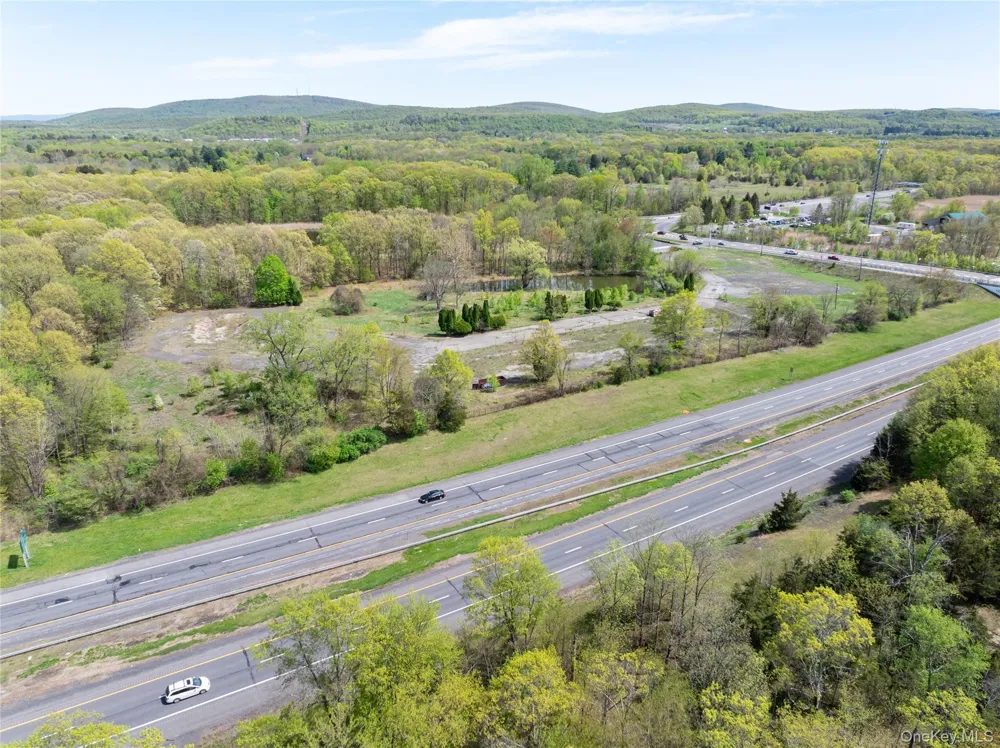 403 Main Street New Paltz, NY 12561