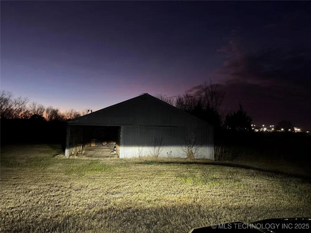 11185 State Highway 99 Highway Hominy, OK 74035