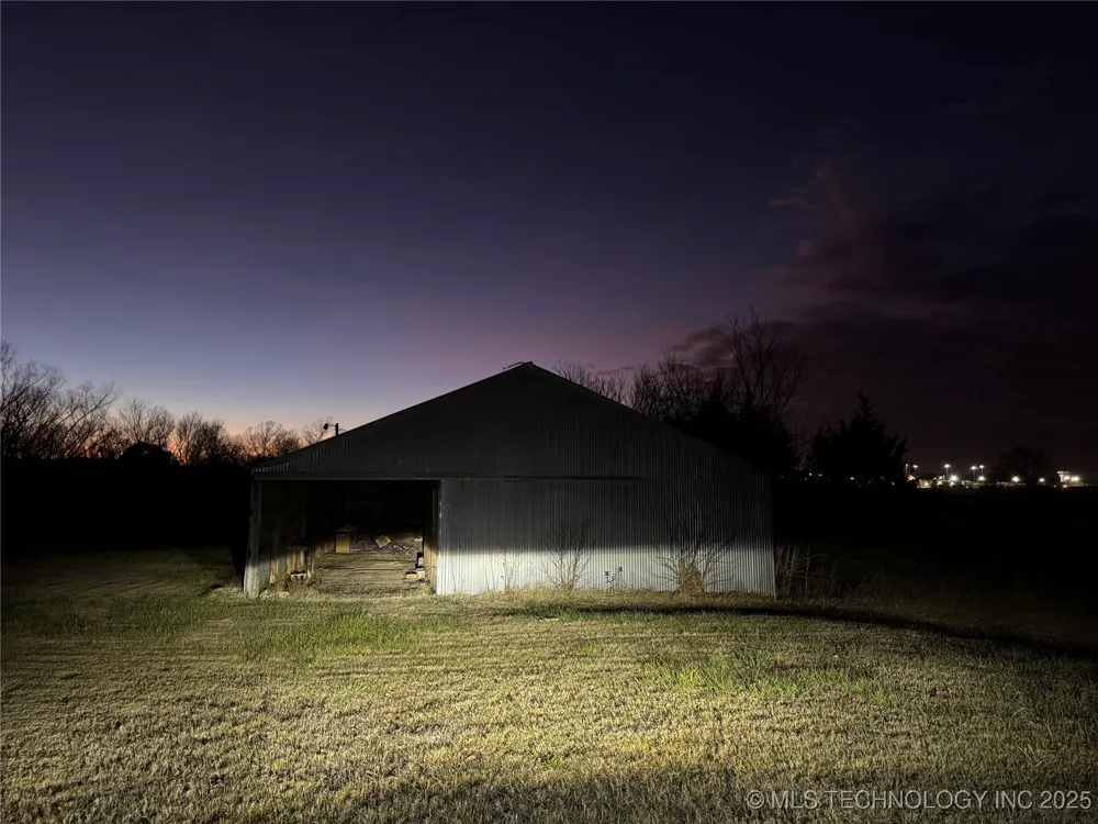 11185 State Highway 99 Highway Hominy, OK 74035