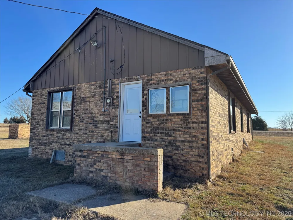 11185 State Highway 99 Highway Hominy, OK 74035