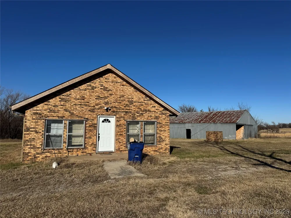 11185 State Highway 99 Highway Hominy, OK 74035