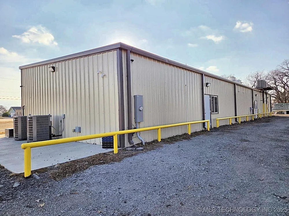 301 F STREET Yale, OK 74085