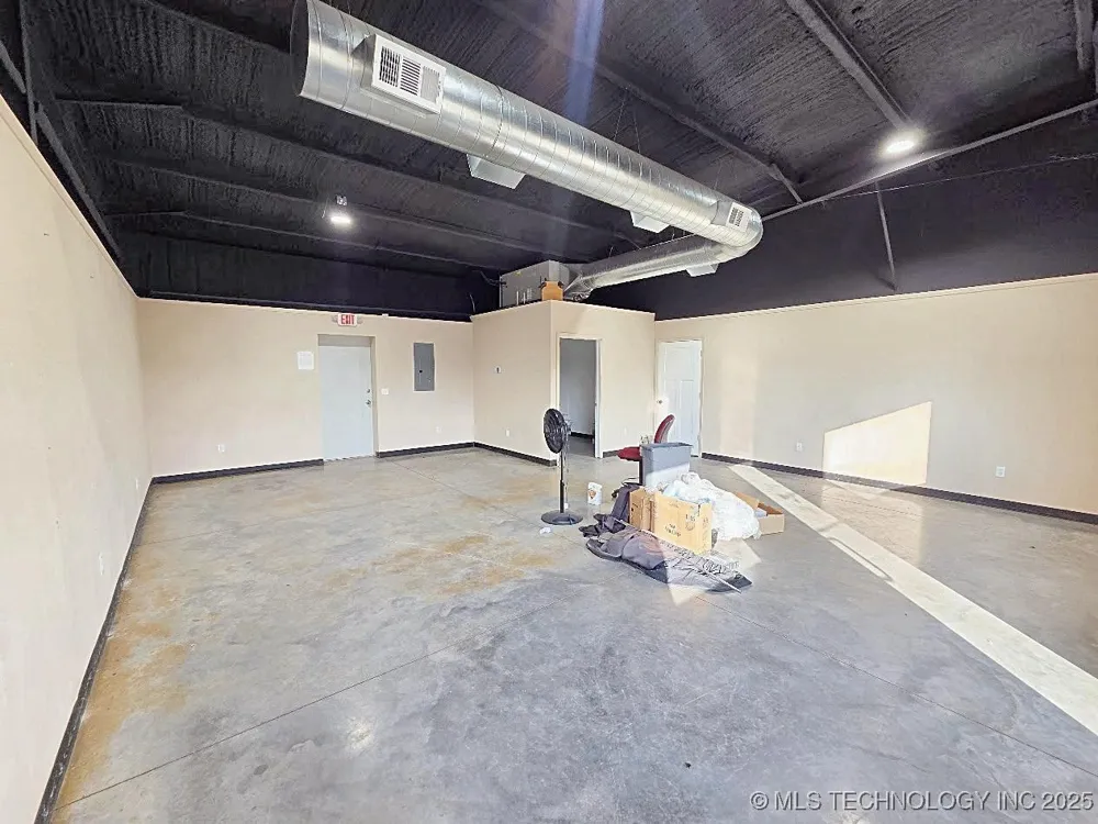 301 F STREET Yale, OK 74085