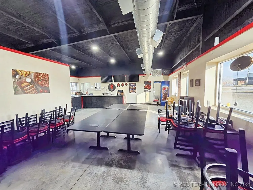 301 F STREET Yale, OK 74085