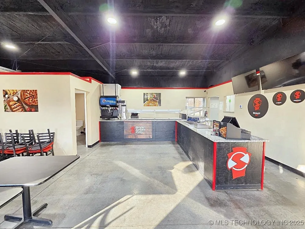 301 F STREET Yale, OK 74085