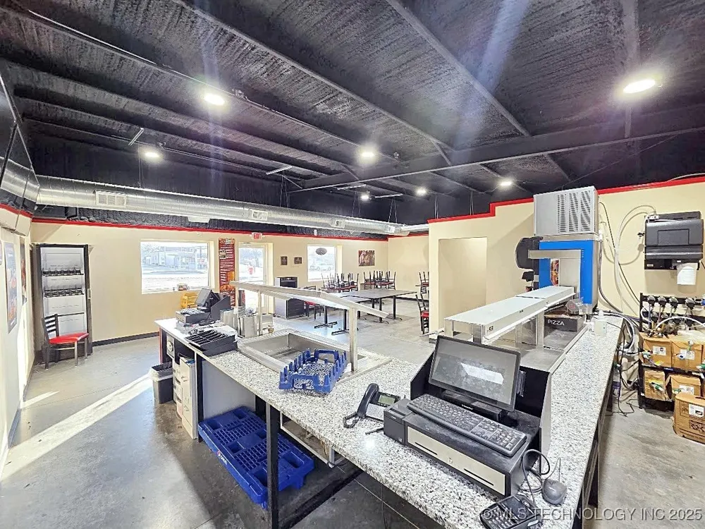 301 F STREET Yale, OK 74085
