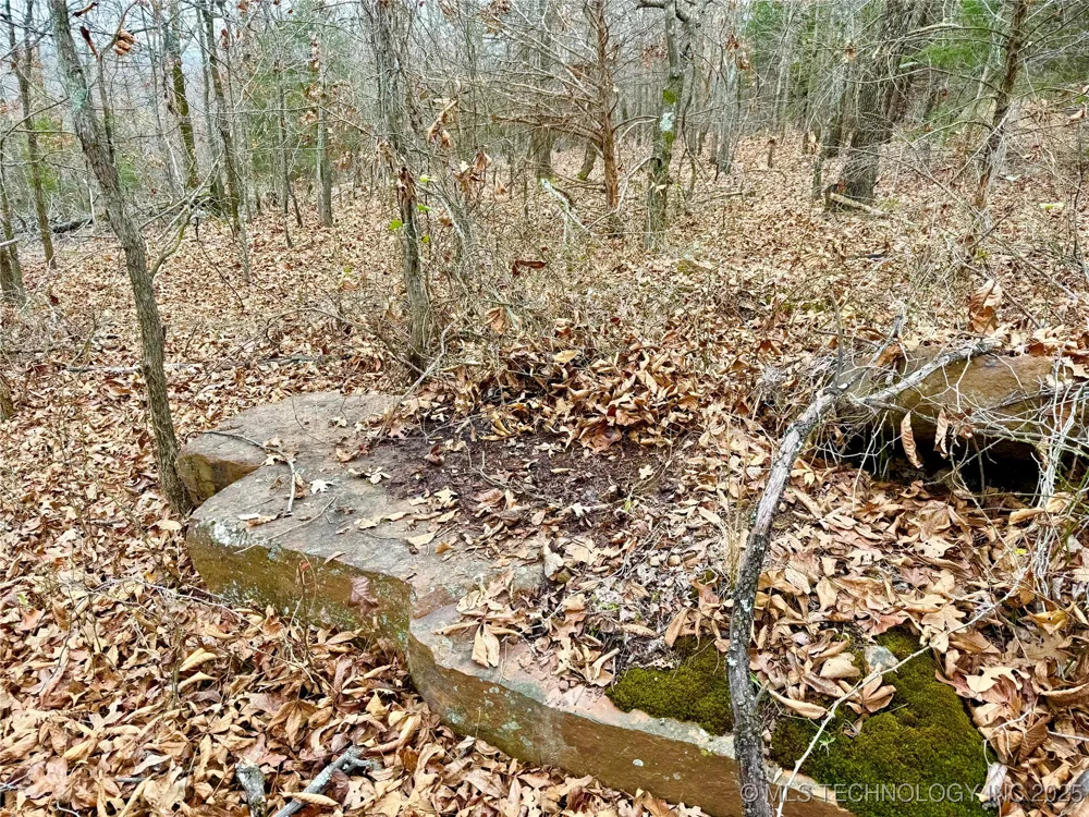805 ROAD Fort Gibson, OK 74434