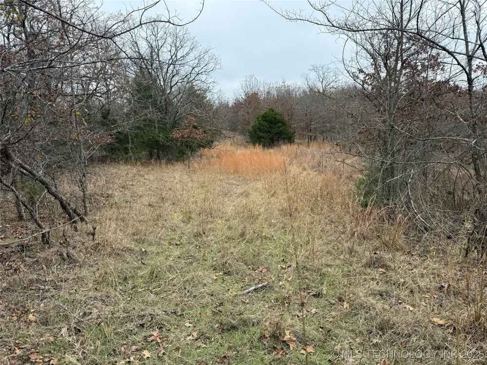 805 ROAD Fort Gibson, OK 74434