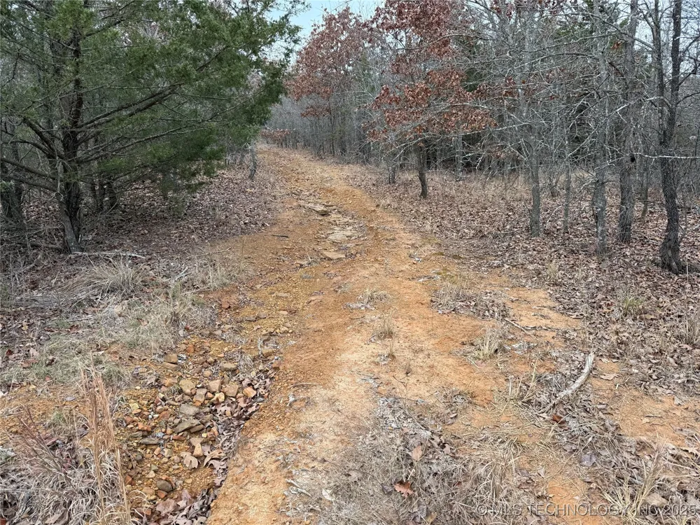 805 ROAD Fort Gibson, OK 74434