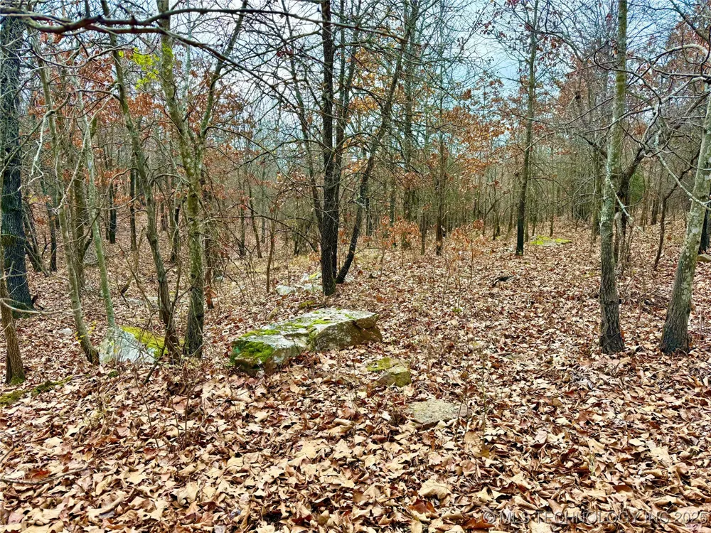 805 ROAD Fort Gibson, OK 74434