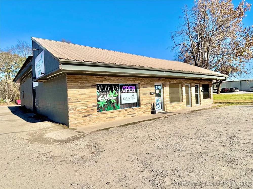 809 E Main Stigler, OK 74462