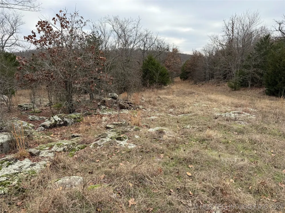 805 Road Fort Gibson, OK 74434