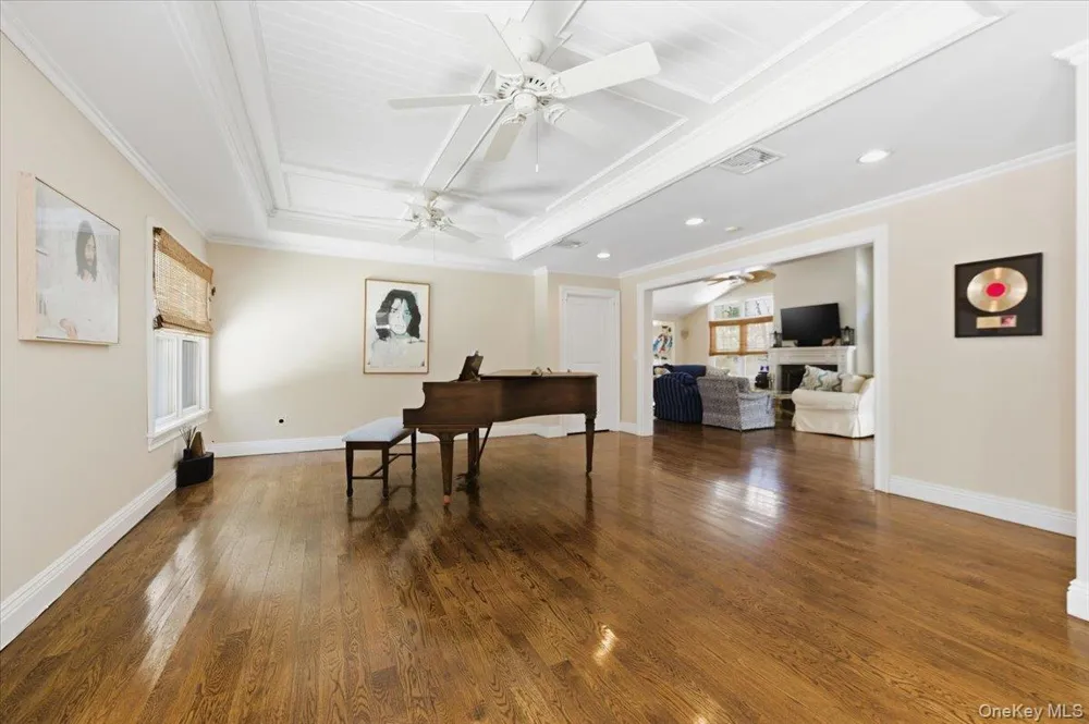134 Dutchess Boulevard Atlantic Beach, NY 11509