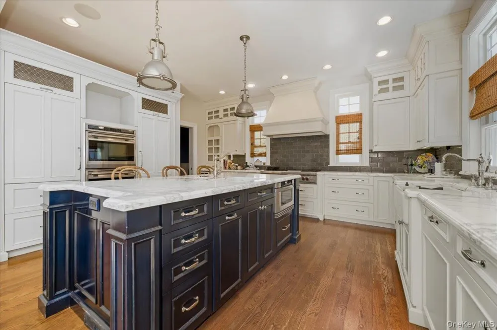 134 Dutchess Boulevard Atlantic Beach, NY 11509