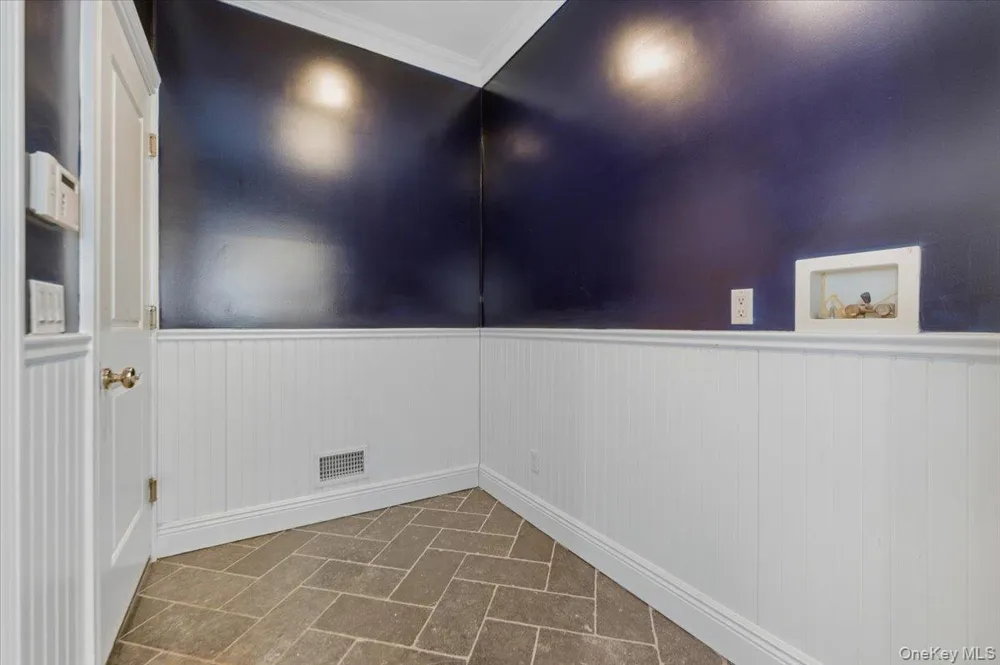 134 Dutchess Boulevard Atlantic Beach, NY 11509
