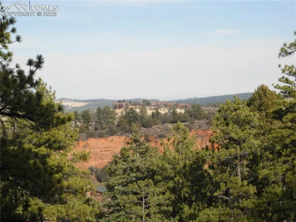 8055 Acoma Drive Larkspur, CO 80118