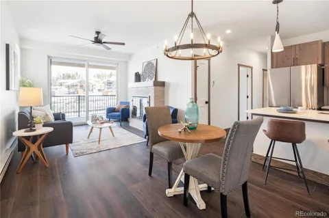 281 Meadow Mile W #2