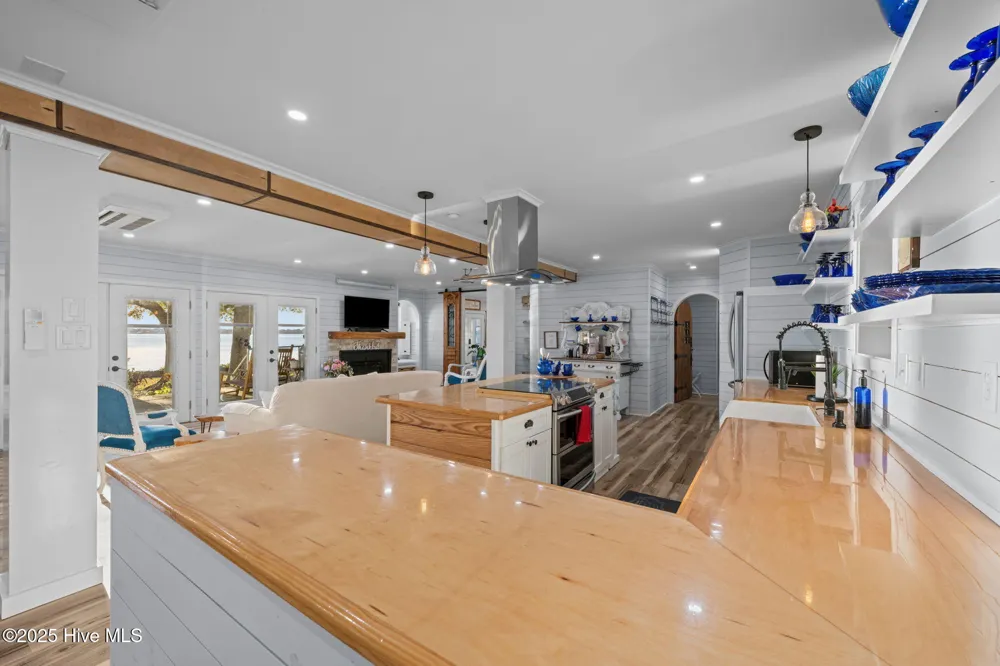 511 A STREET Bridgeton, NC 28519