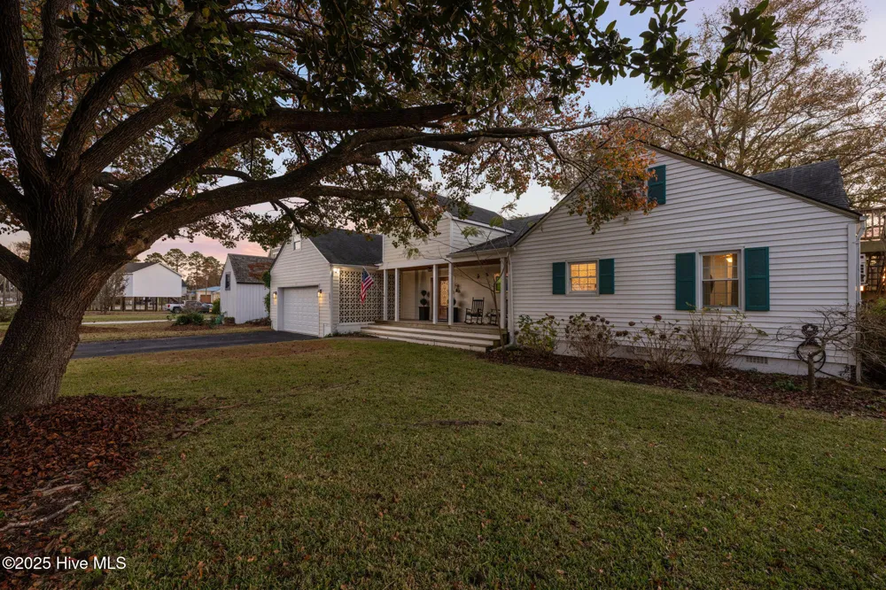511 A STREET Bridgeton, NC 28519